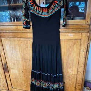 Vintage Collection Embroidered Dress Sz XS NWT $275